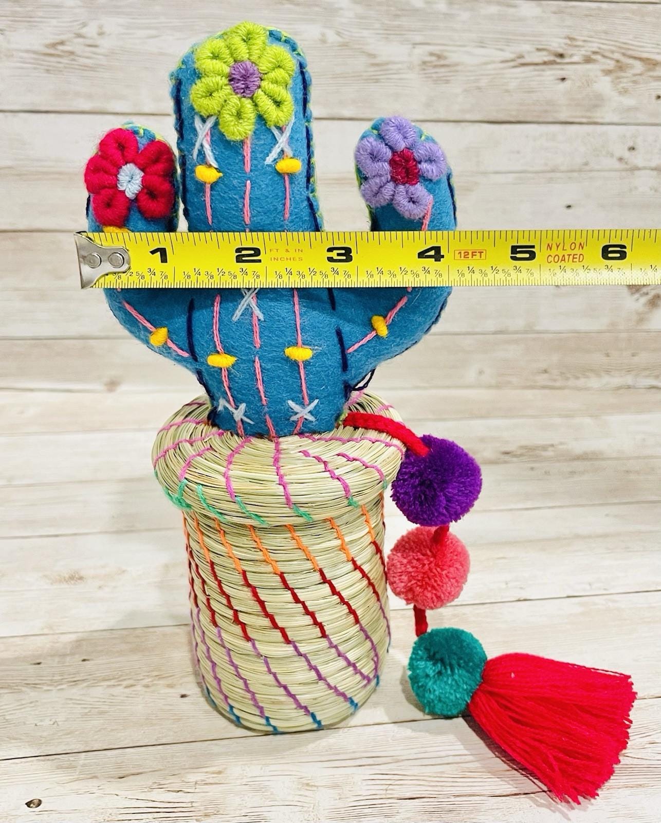 Joyero Artesanal Mexicano de Pompom Cacti Mexican Artesanal Cacti Jewelry Box