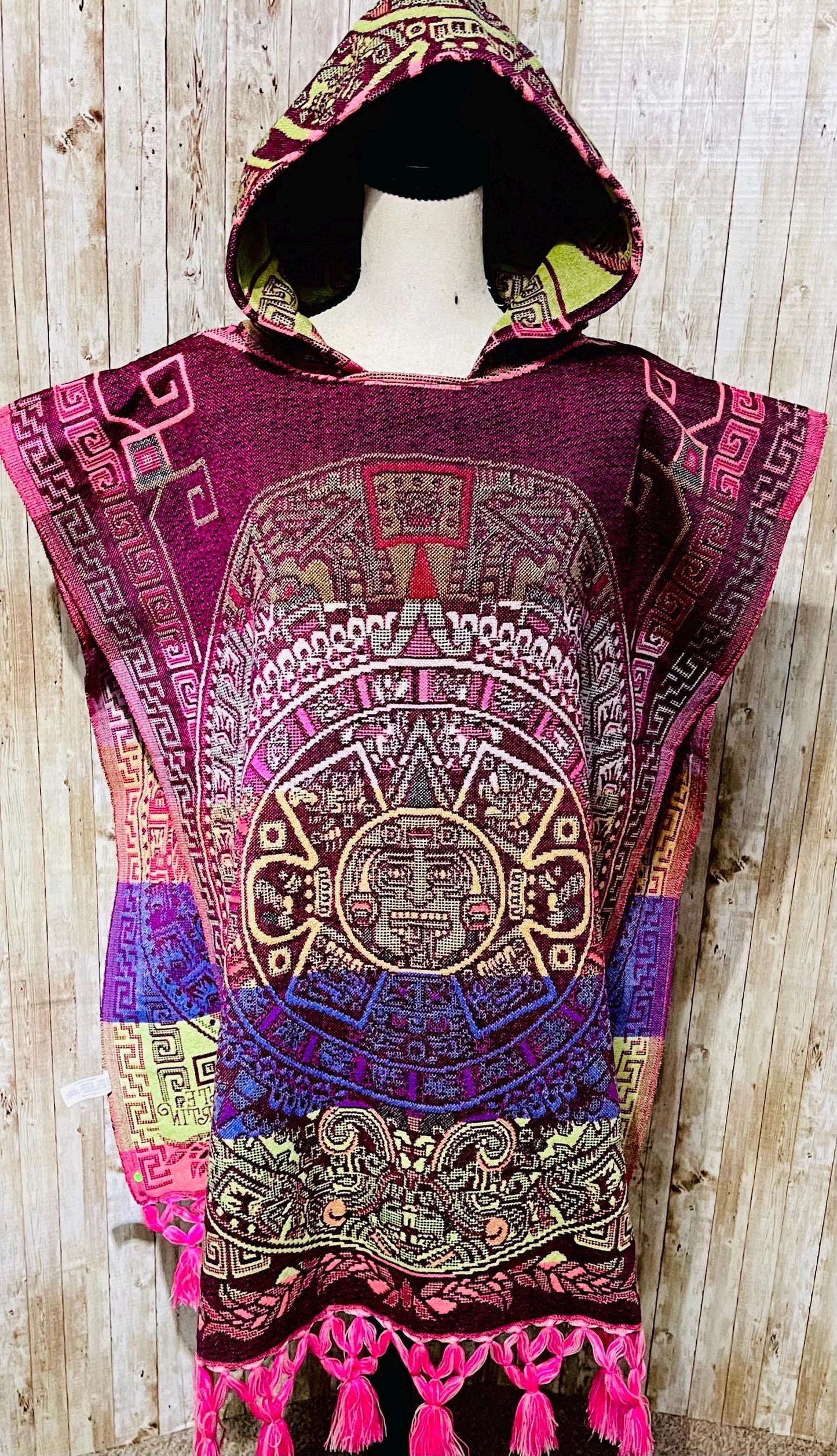 Gavan Poncho Mexicano Calendario Azteca con Gorro Aztec Calendar Mexican Poncho with Hoodie
