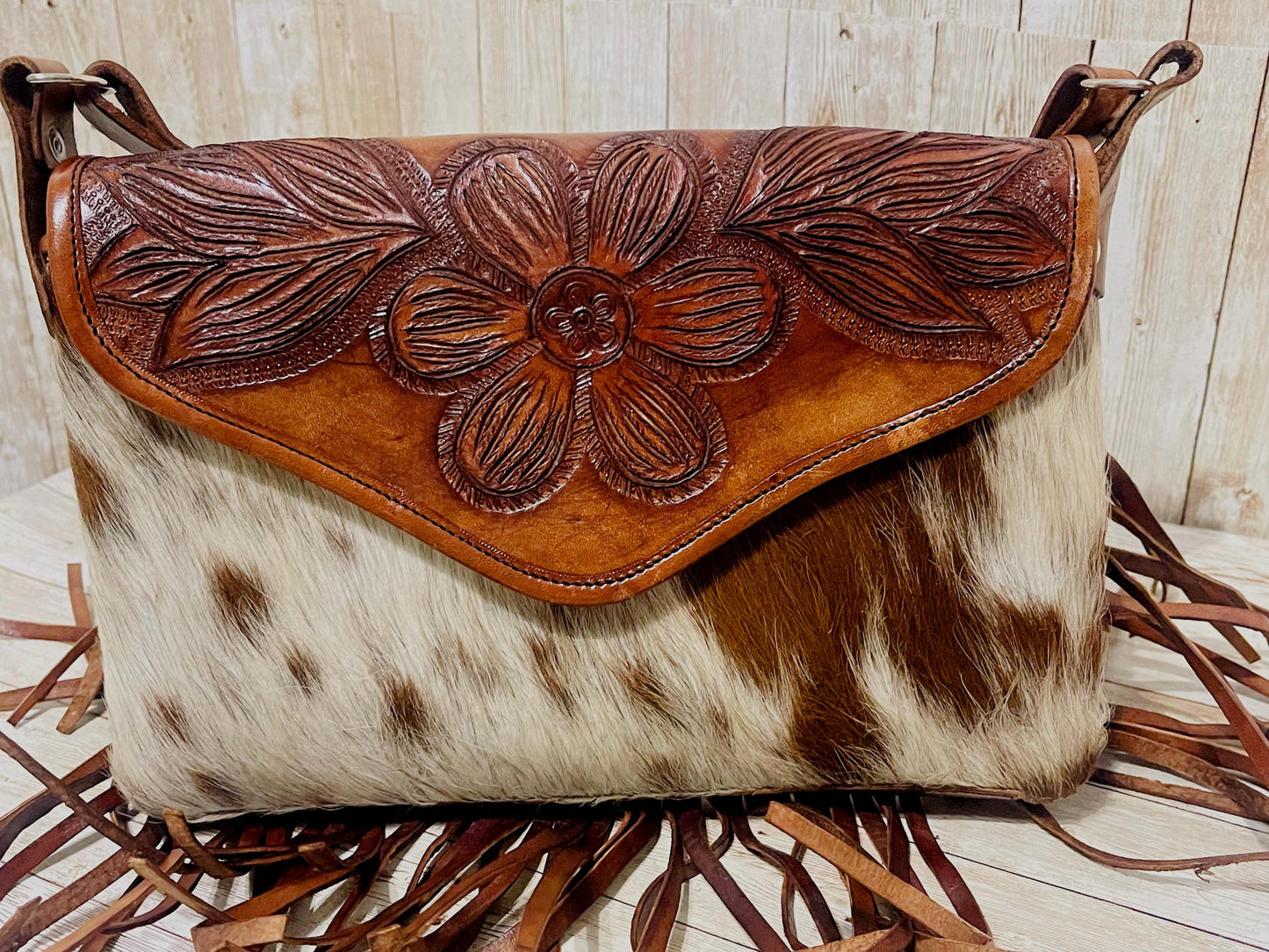 Handcrafted Western Mexican Leather Crossbody Purse with Fringes Bolsa Mexicana de Piel con Flecos