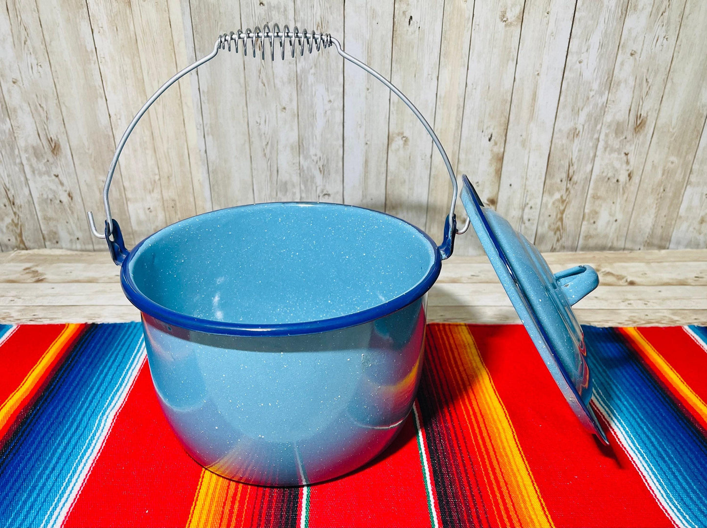 Mexican Enamelware Camping Set 1 Coffee/Tea Pot 1 Frying Pan & 2 Pots Set de Peltre Mexicano con 2 Ollas 1 Sarten y una Cafetera