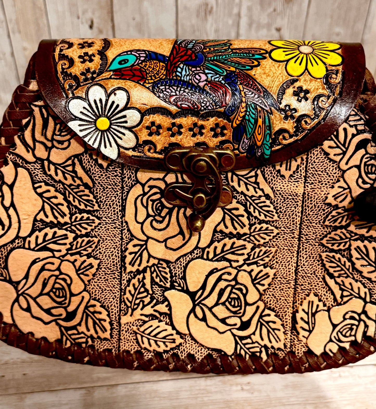 Mexican Leather Tooled Handbag Bolsa Mexicana de Piel Cincelada