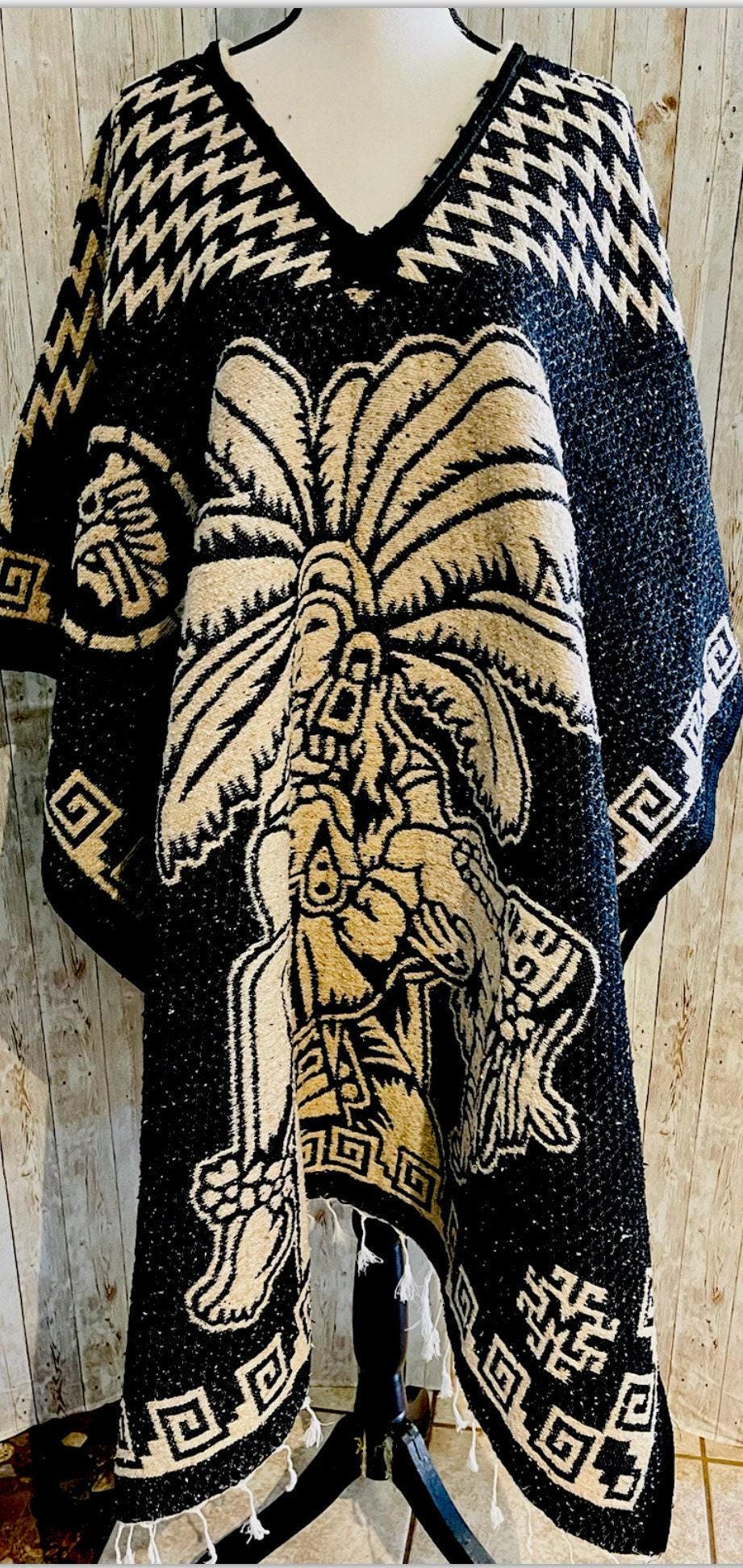 Mexican Poncho Gavan De Calendario Azteca y Guerrero Mexican PONCHO Aztec Calendar/Warrior