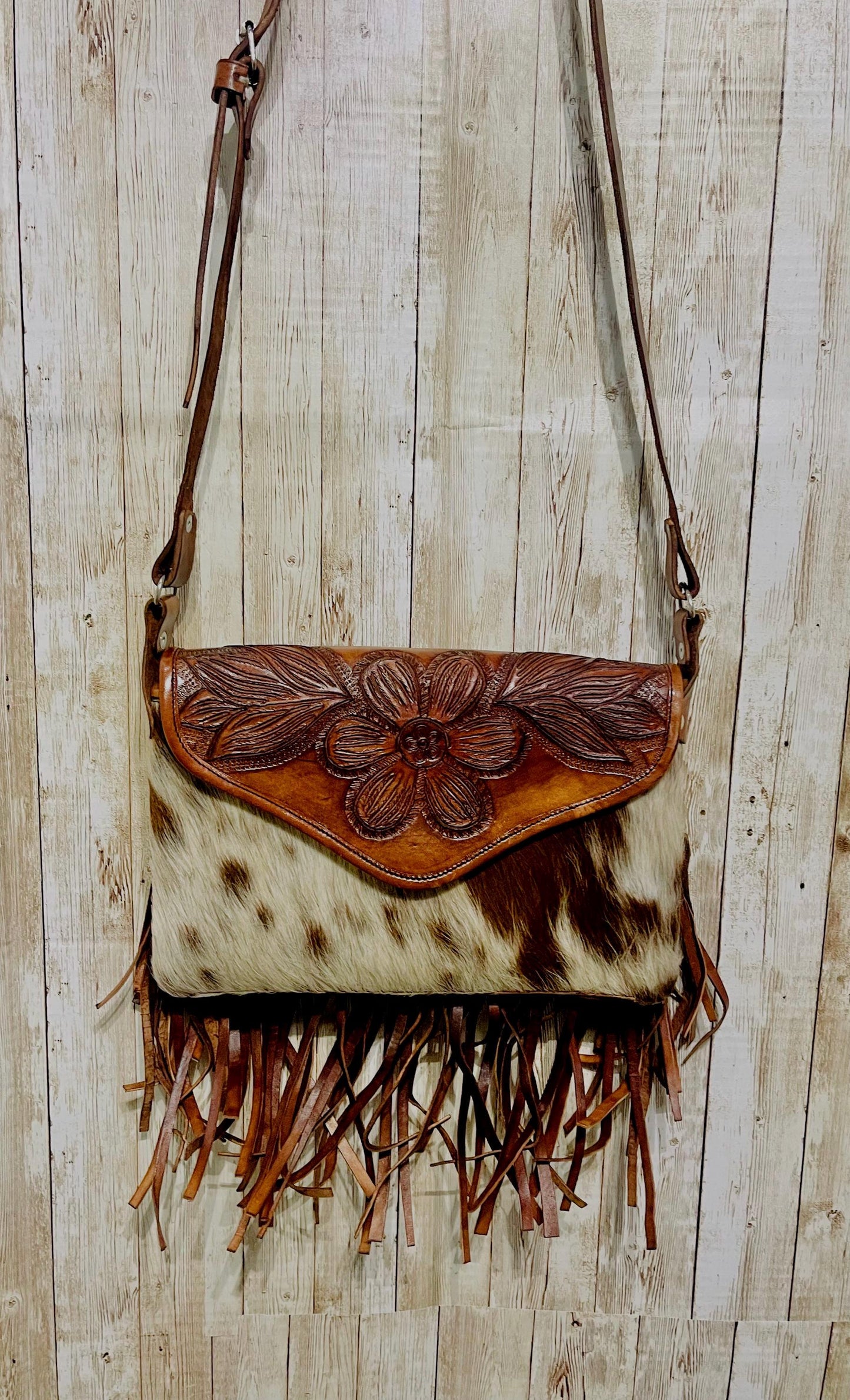 Handcrafted Western Mexican Leather Crossbody Purse with Fringes Bolsa Mexicana de Piel con Flecos