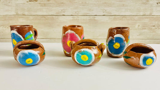 3 Mini Cantaritos de Barro  and 3 Mexican Canastas for Tequila Shots or Hot Tea Mini Tequileros and 3 Mexican Baskets