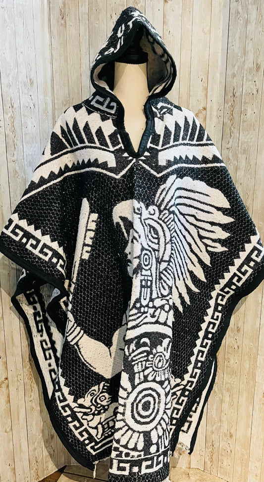 Poncho Calendario Azteca con Guerrero Azteca Double Sided Aztec Calendar Poncho
