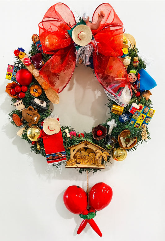 Handmade Mexican Christmas Wreath with Mexican Accessories Corona Navideña con Accesorios Mexicanos Artesanales