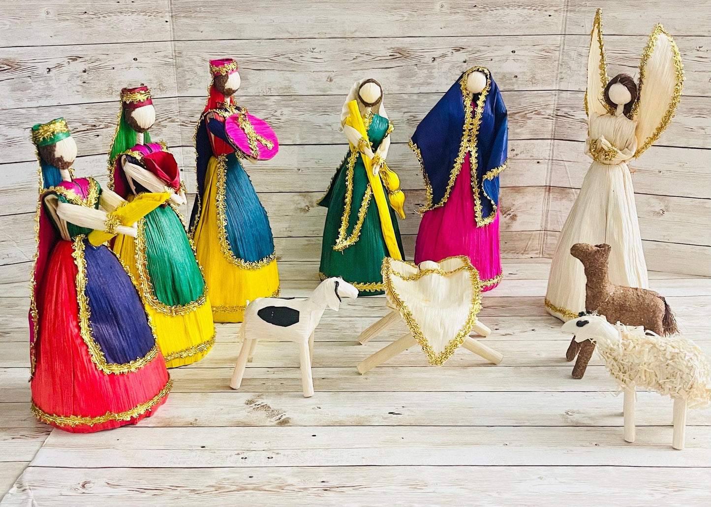 Corn Husk Nativity Set Nacimiento Navideño de Hoja de Maiz 10 Inches