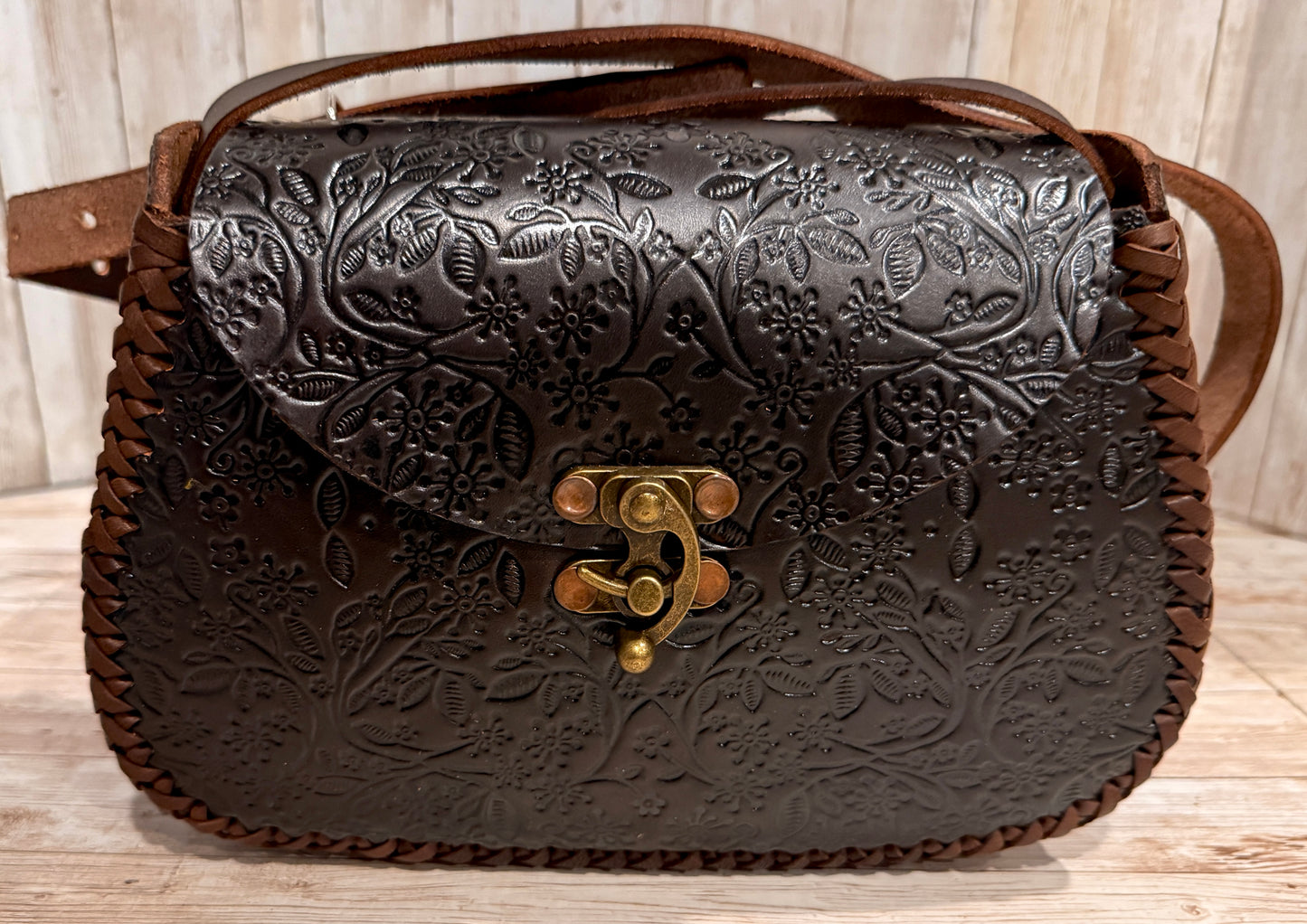 Mexican Leather Tooled Handbag Bolsa Mexicana de Piel Cincelada