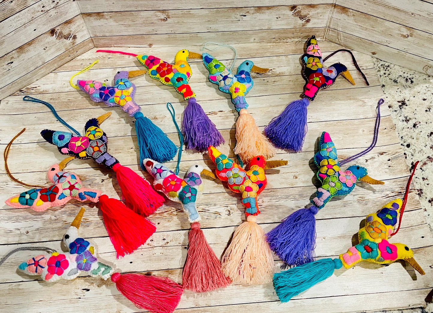 Mexican Pom Pom Hummingbird Keychain Ornament Colibrí Colgante Llavero Mexicano