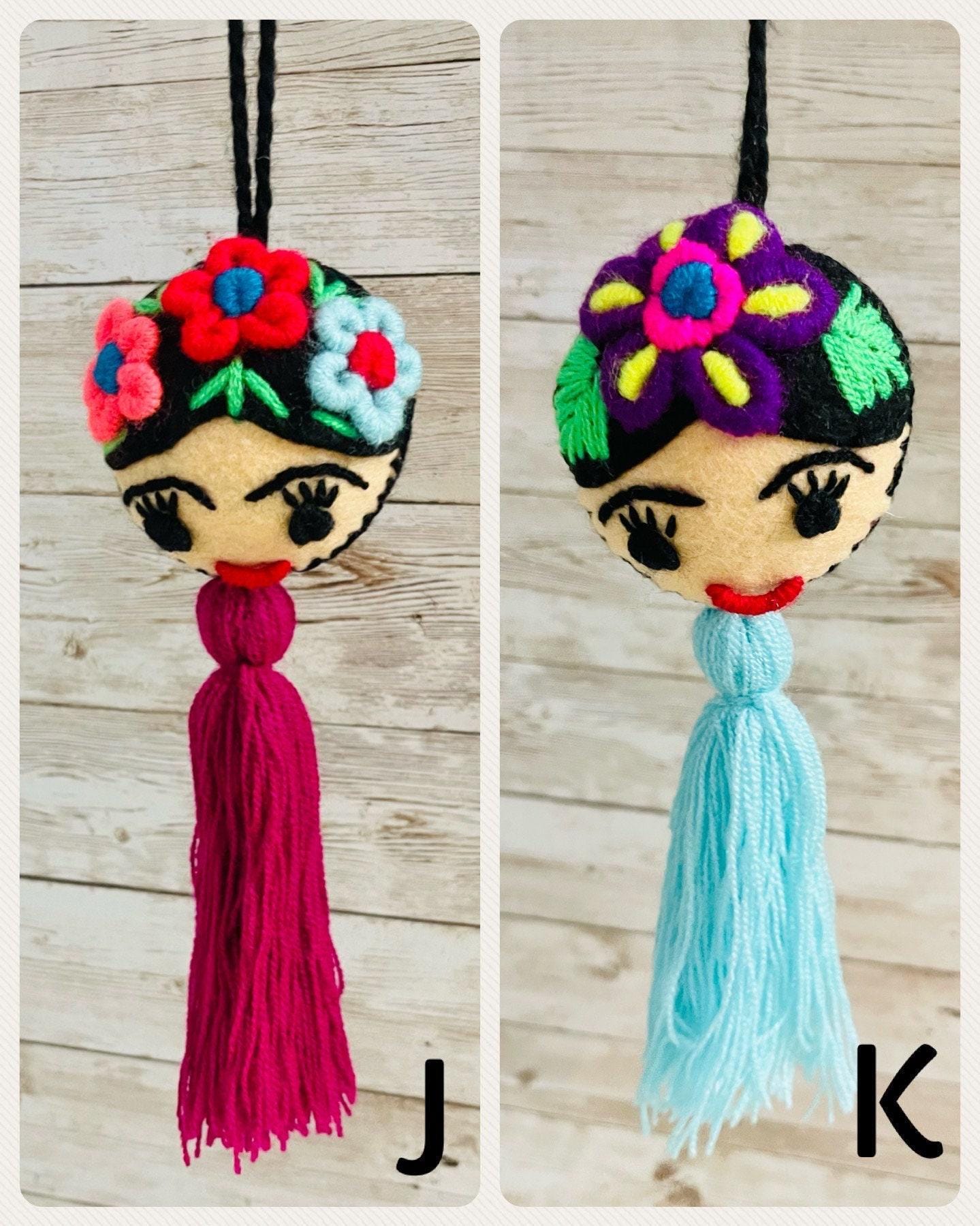 Frida Kahlo Tassle Pom Poms Pompones de Frida Kahlo