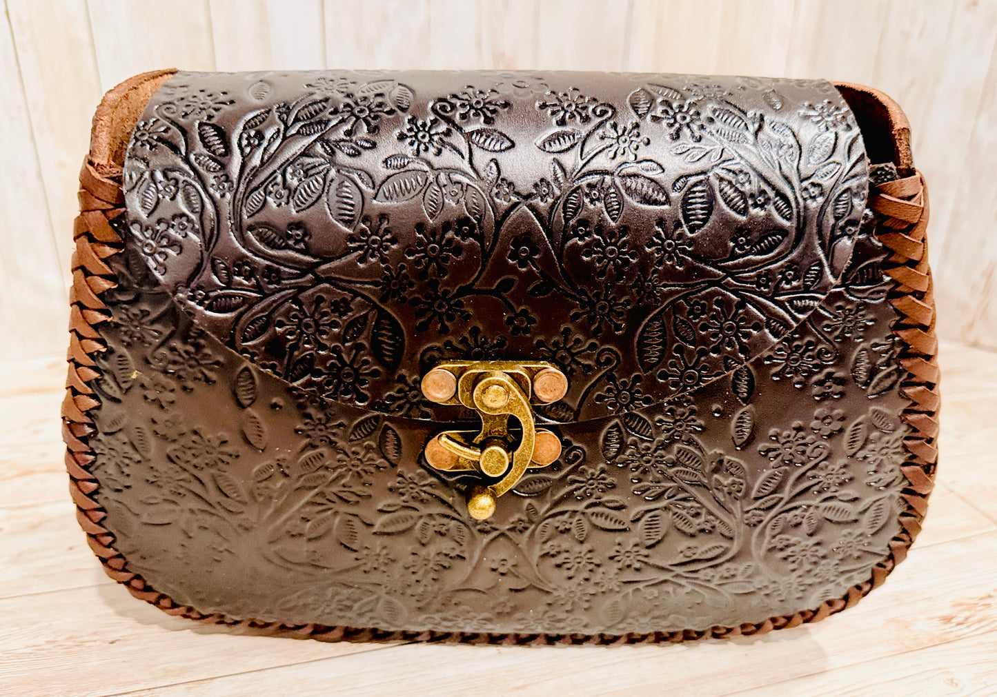 Mexican Leather Tooled Handbag Bolsa Mexicana de Piel Cincelada