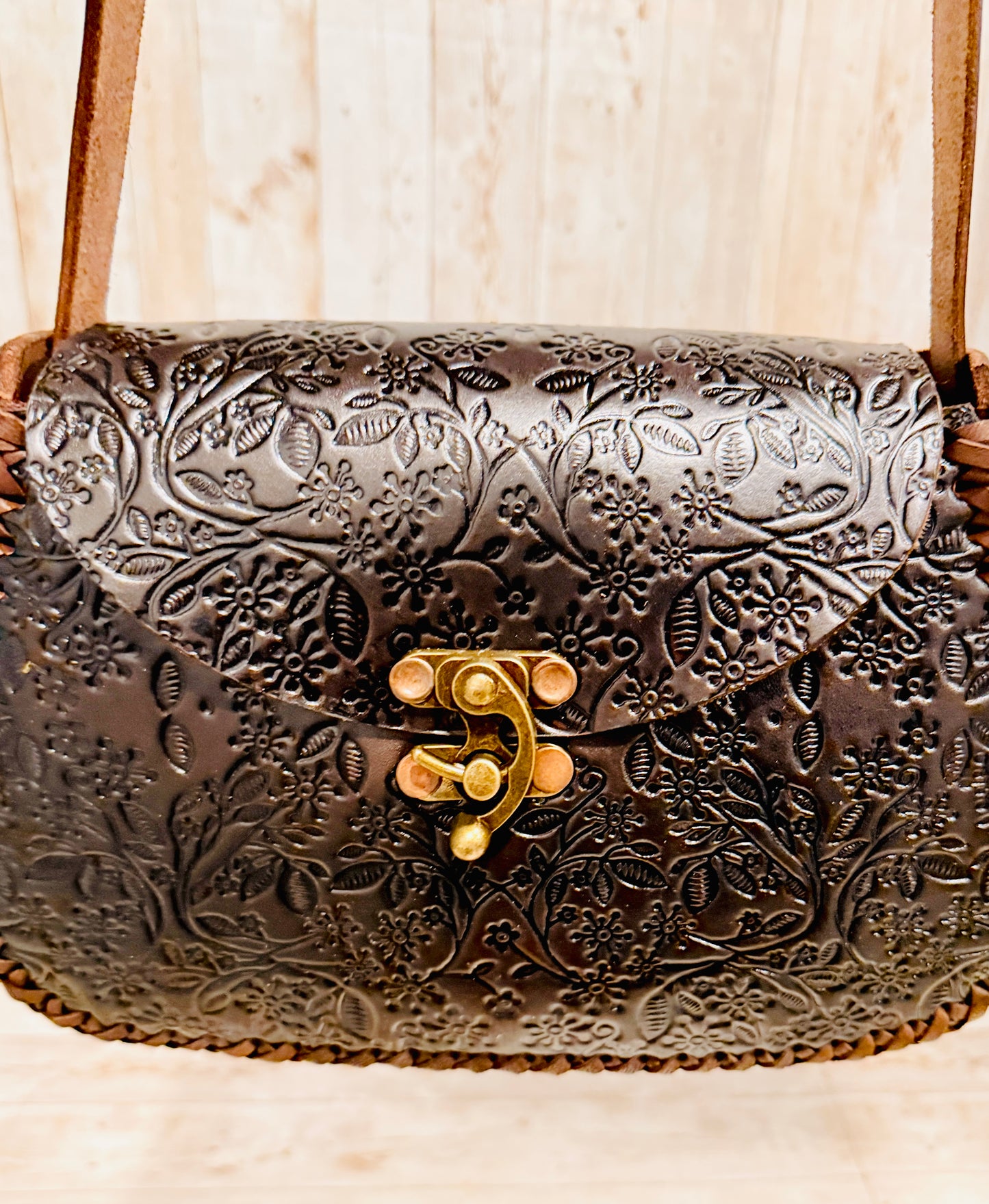 Mexican Leather Tooled Handbag Bolsa Mexicana de Piel Cincelada