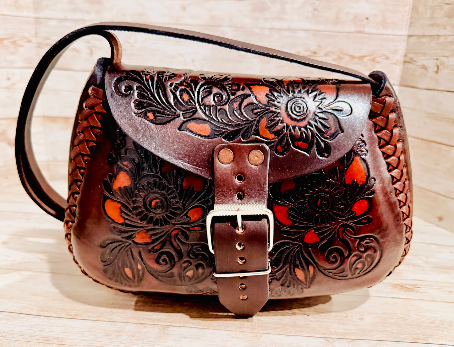 Mexican Leather Tooled Crossbody Handbag Bolsa Mexicana de Piel Cincelada