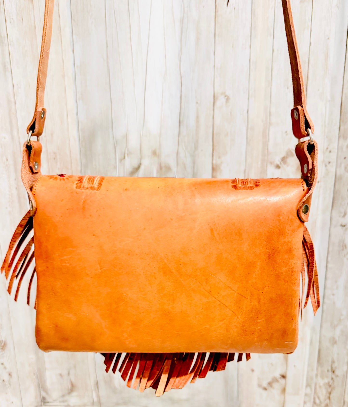 Mexican Tooled Leather Fringe Crossbody Handbag Bolsa Mexicana de Piel Cincelada con Flecos