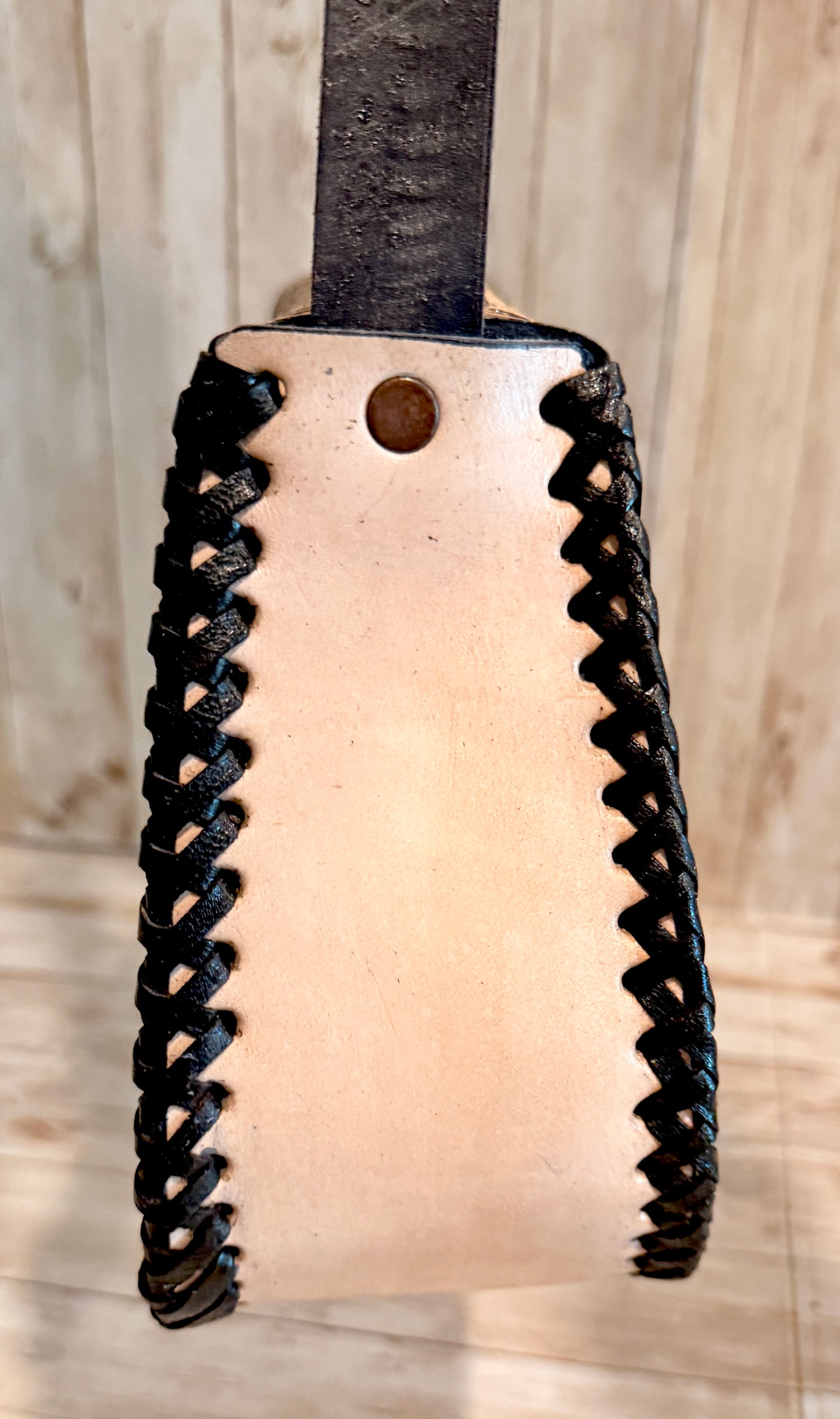 Mexican Leather Tooled Crossbody Handbag Bolsa Mexicana de Piel Cincelada