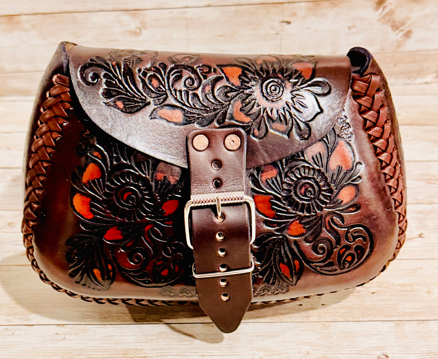 Mexican Leather Tooled Crossbody Handbag Bolsa Mexicana de Piel Cincelada