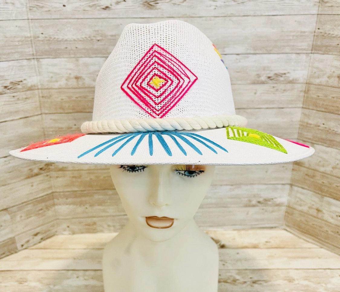 Classic Embroidered Panama Style Hat Large Sombrero Clásico Tipo Panama con Bordado Fino