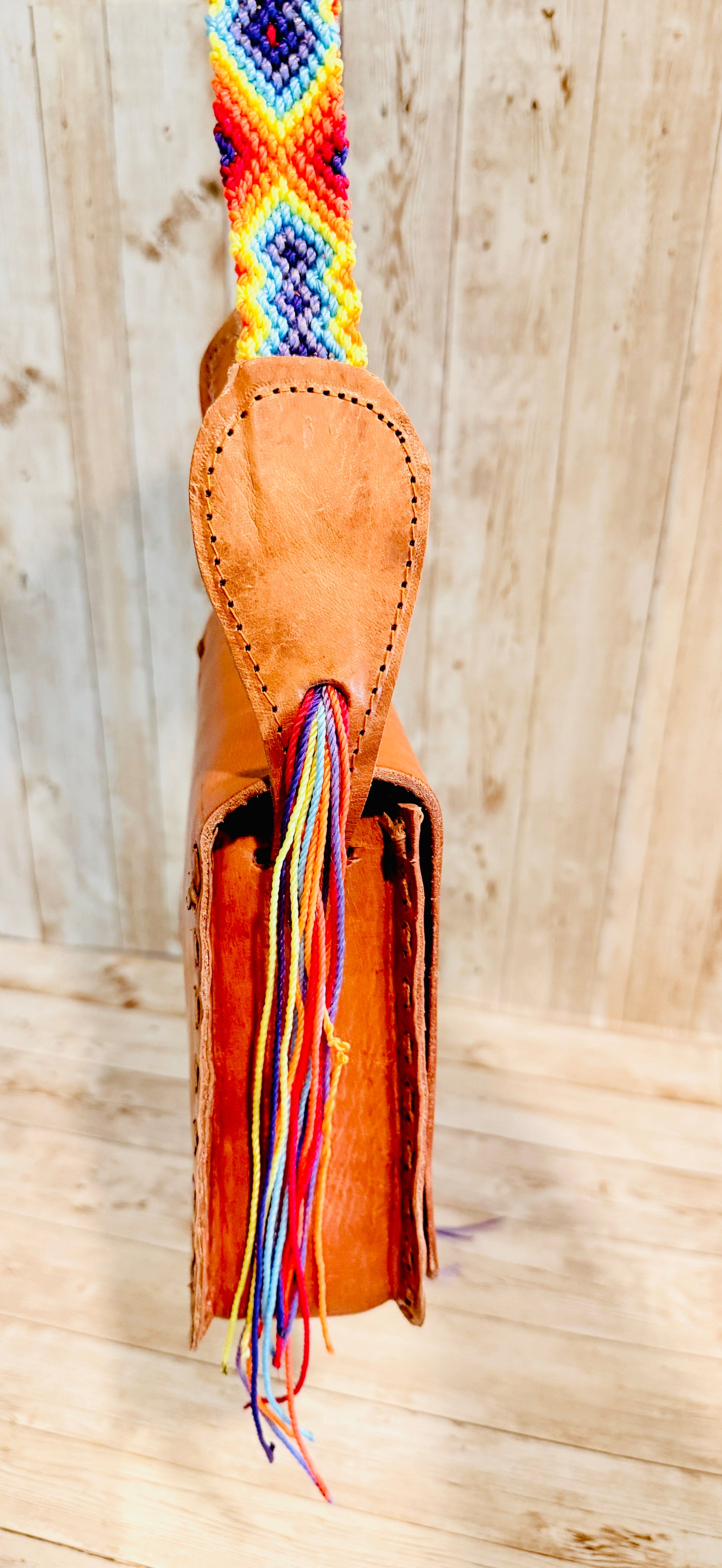 Mexican Leather Tooled Crossbody Handbag Bolsa Mexicana de Piel Cincelada