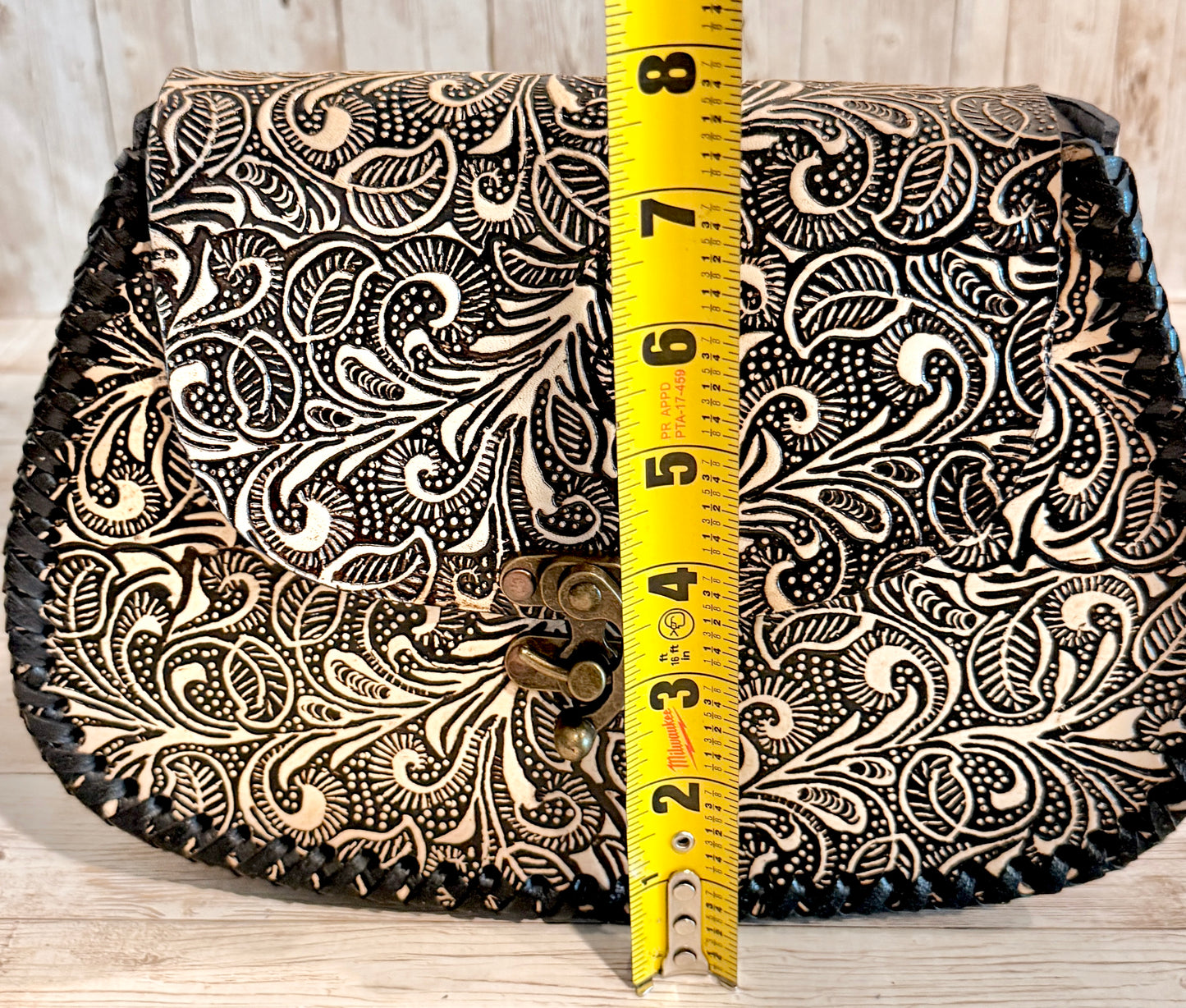Mexican Leather Tooled Crossbody Handbag Bolsa Mexicana de Piel Cincelada