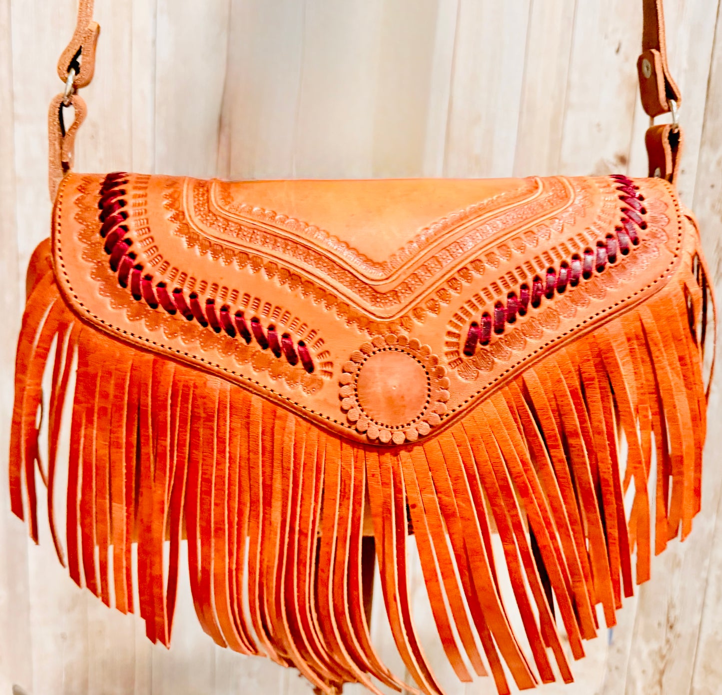 Mexican Tooled Leather Fringe Crossbody Handbag Bolsa Mexicana de Piel Cincelada con Flecos