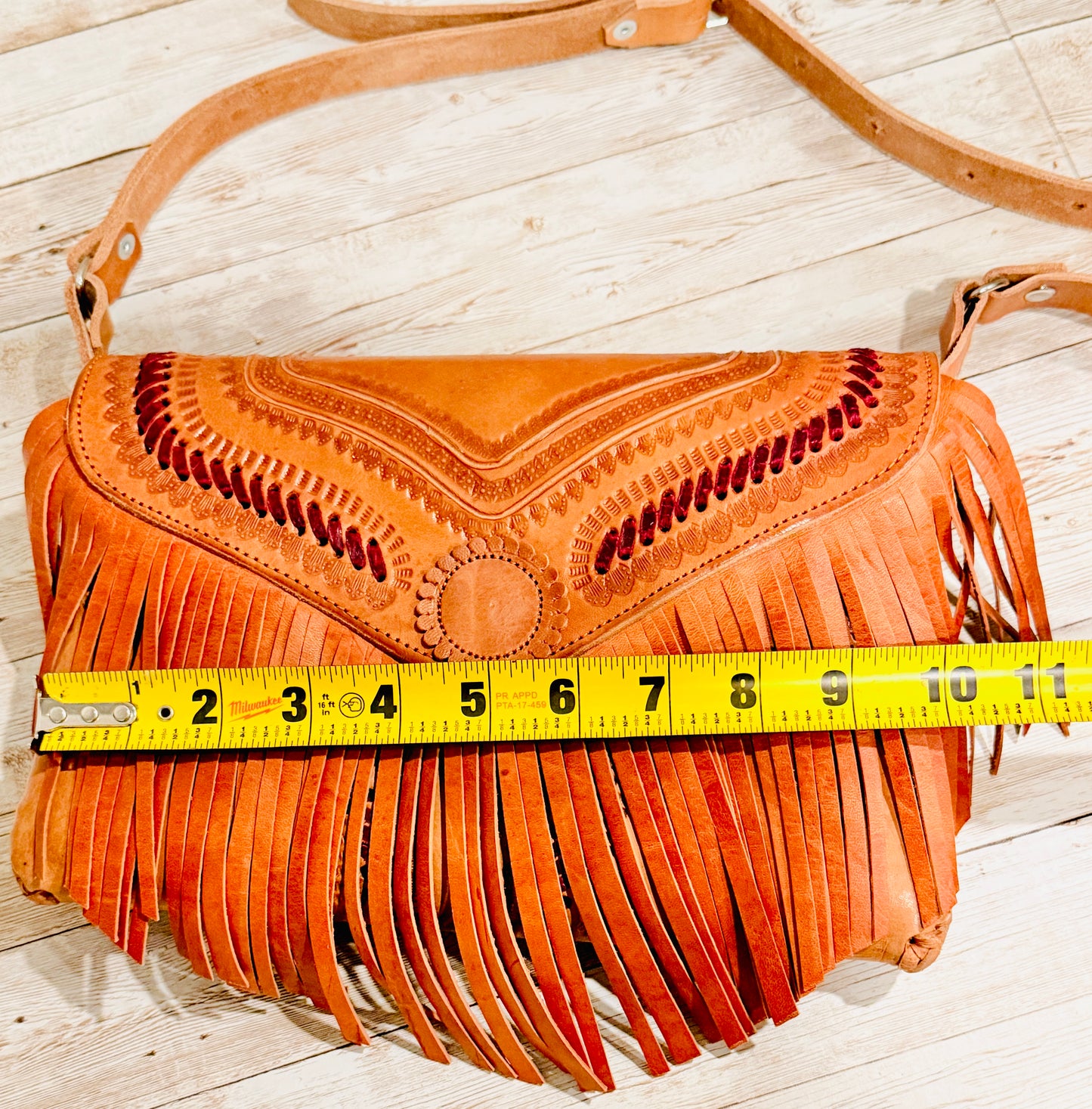 Mexican Tooled Leather Fringe Crossbody Handbag Bolsa Mexicana de Piel Cincelada con Flecos
