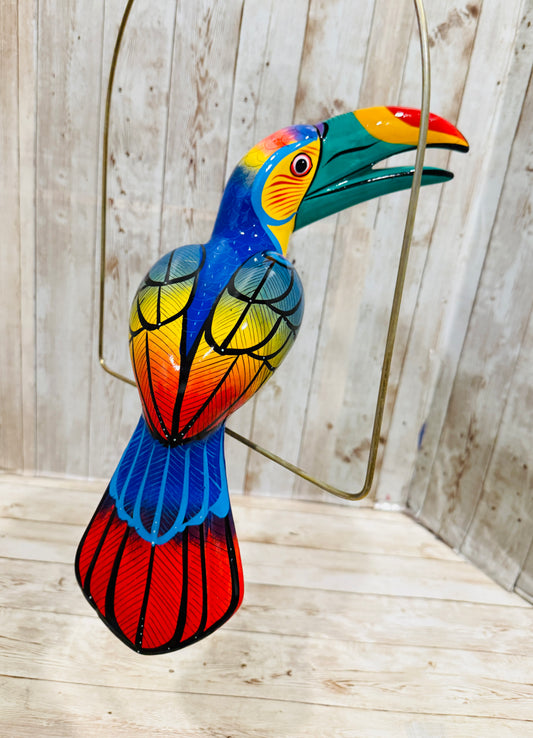Mexican Exotic Ceramic Bird on a Perch Pajaro Mexicano de Ceramic en Aro