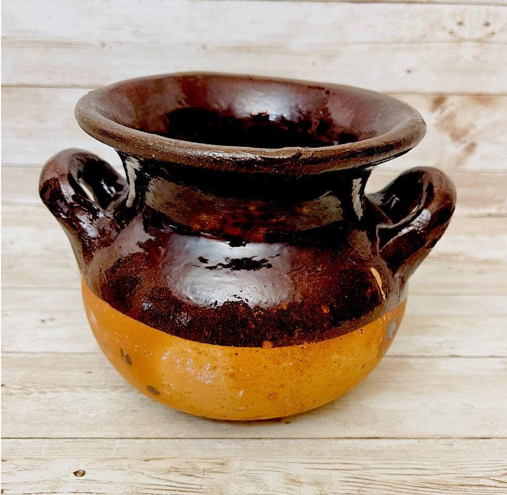 Taza/Olla Barro Vidriado Chocolatera y 1 Molinillo  Madera Terra Cota Hot Chocolote Personal Cup 5 in. Tall & 1 Wood Hot Chocolate Grinder