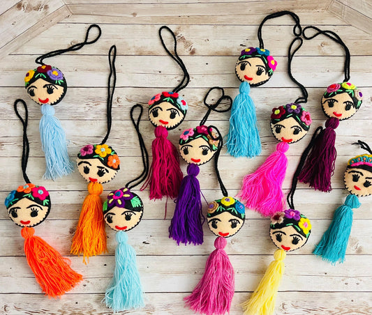 Frida Kahlo Tassle Pom Poms Pompones de Frida Kahlo