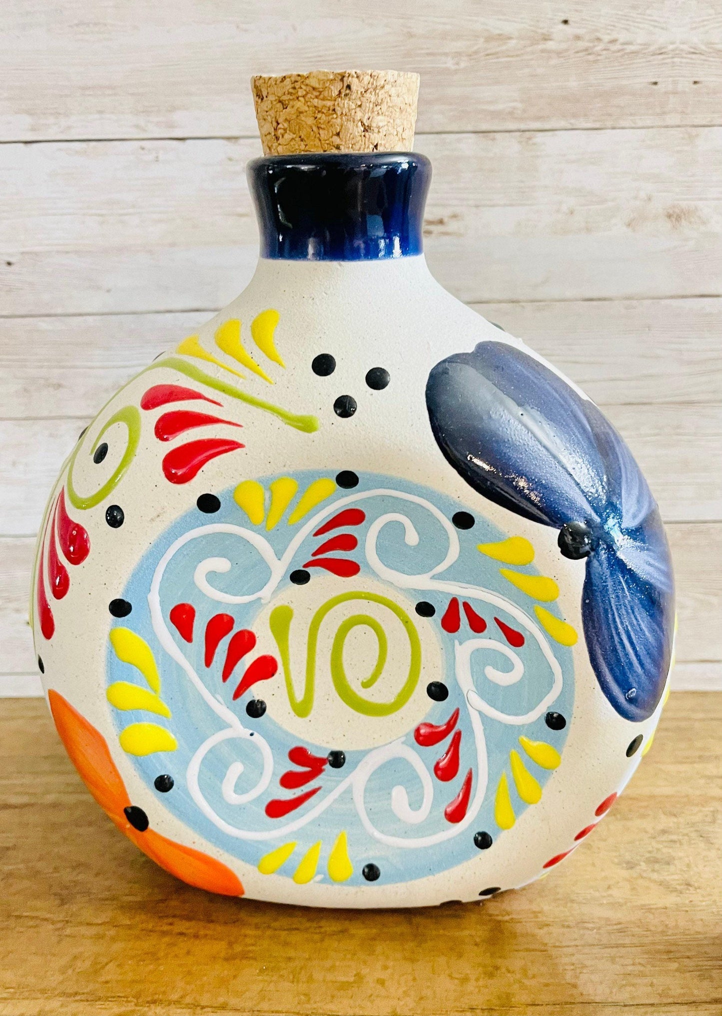 Terra Cotta Mexican Art Pottery Decanter With 6 Tequila Shot Glasses Licorera Artesanal Mexicana con 6 Vasos Tequileros