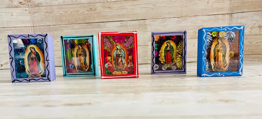 Nicho Mexicano Con Iman de La  Virgen Maria Virgin Mary Magnet Shadow Box Nicho