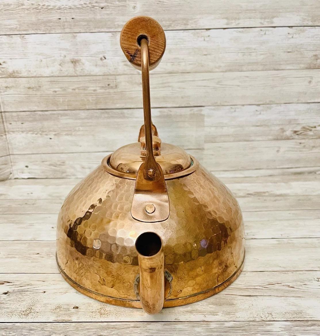 Mexican Copper Coffee Tea Pot with Pouring Cup and 2 Cups Cafetera/Tetera de Cobre Mexicano con Taza para Servir y 2 Vasos
