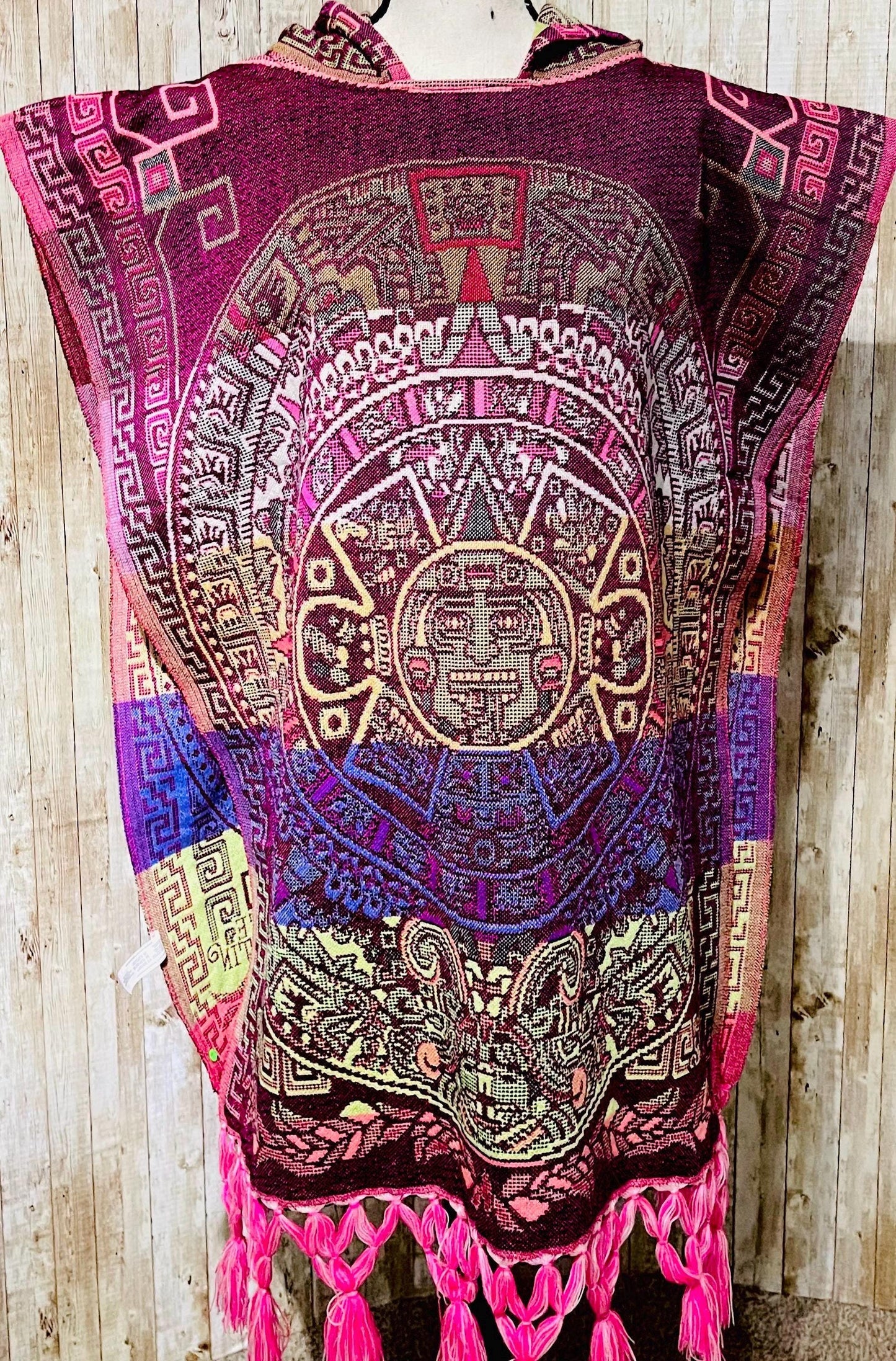 Gavan Poncho Mexicano Calendario Azteca con Gorro Aztec Calendar Mexican Poncho with Hoodie