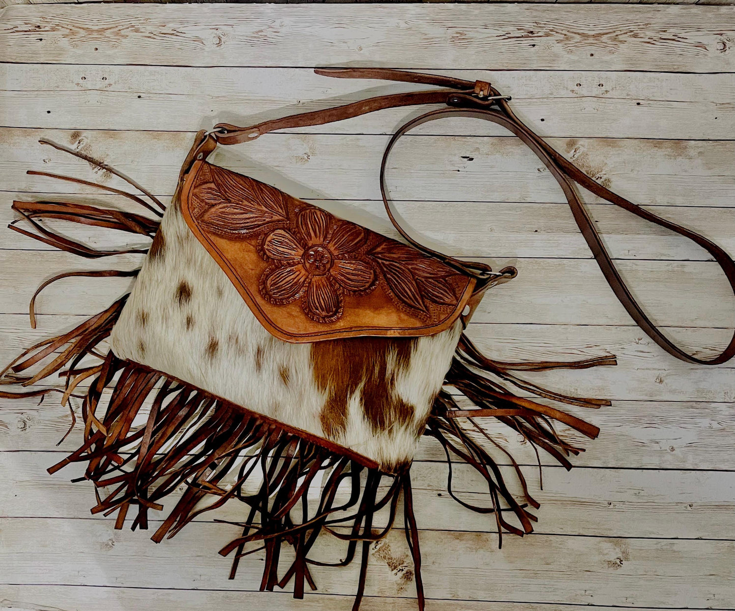 Handcrafted Western Mexican Leather Crossbody Purse with Fringes Bolsa Mexicana de Piel con Flecos
