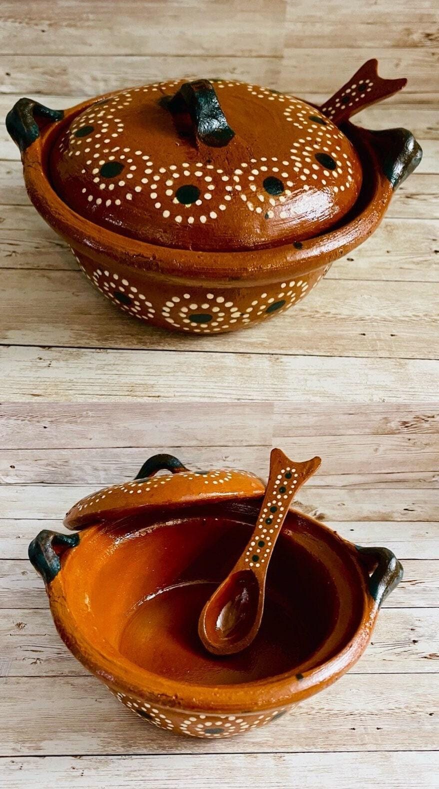 Mexican Casserole with Lid and Spoon Cazuela de Barro con Tapa y Cuchara