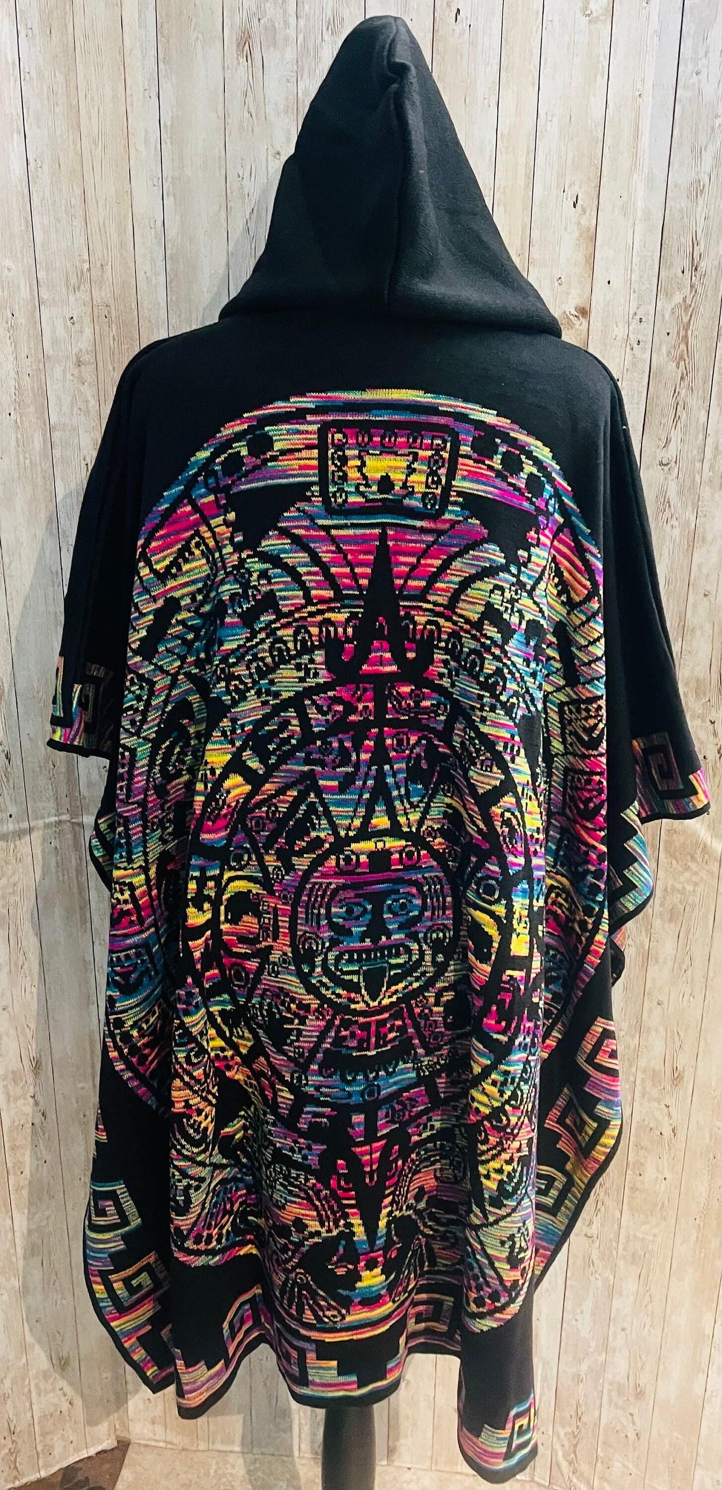 Gavan Poncho Mexicano Calendario Azteca con Gorro Aztec Calendar Mexican Poncho with Hoodie