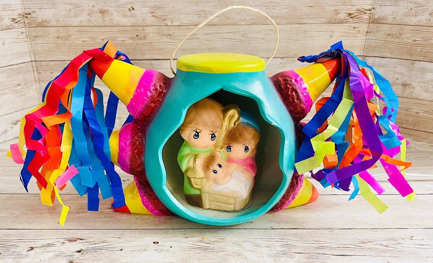 Mexican Piñata Nativity Set  Nacimiento Navideño Mexicano en Piñata