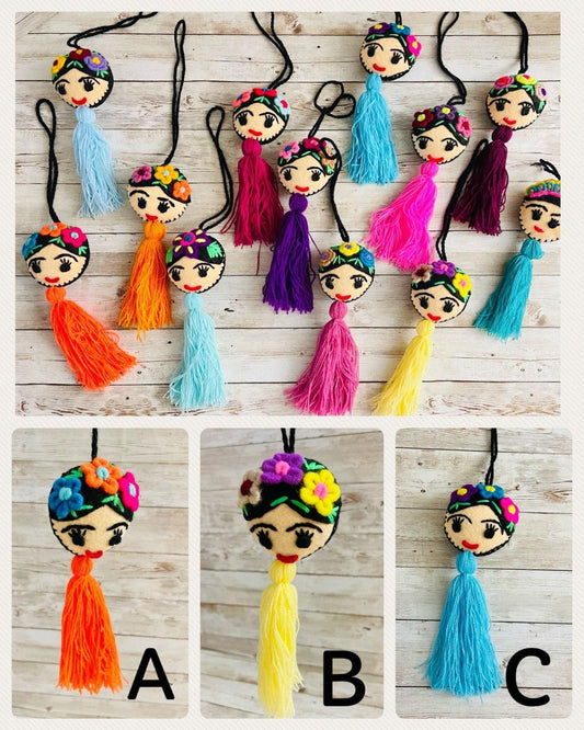 Frida Kahlo Tassle Pom Poms Pompones de Frida Kahlo