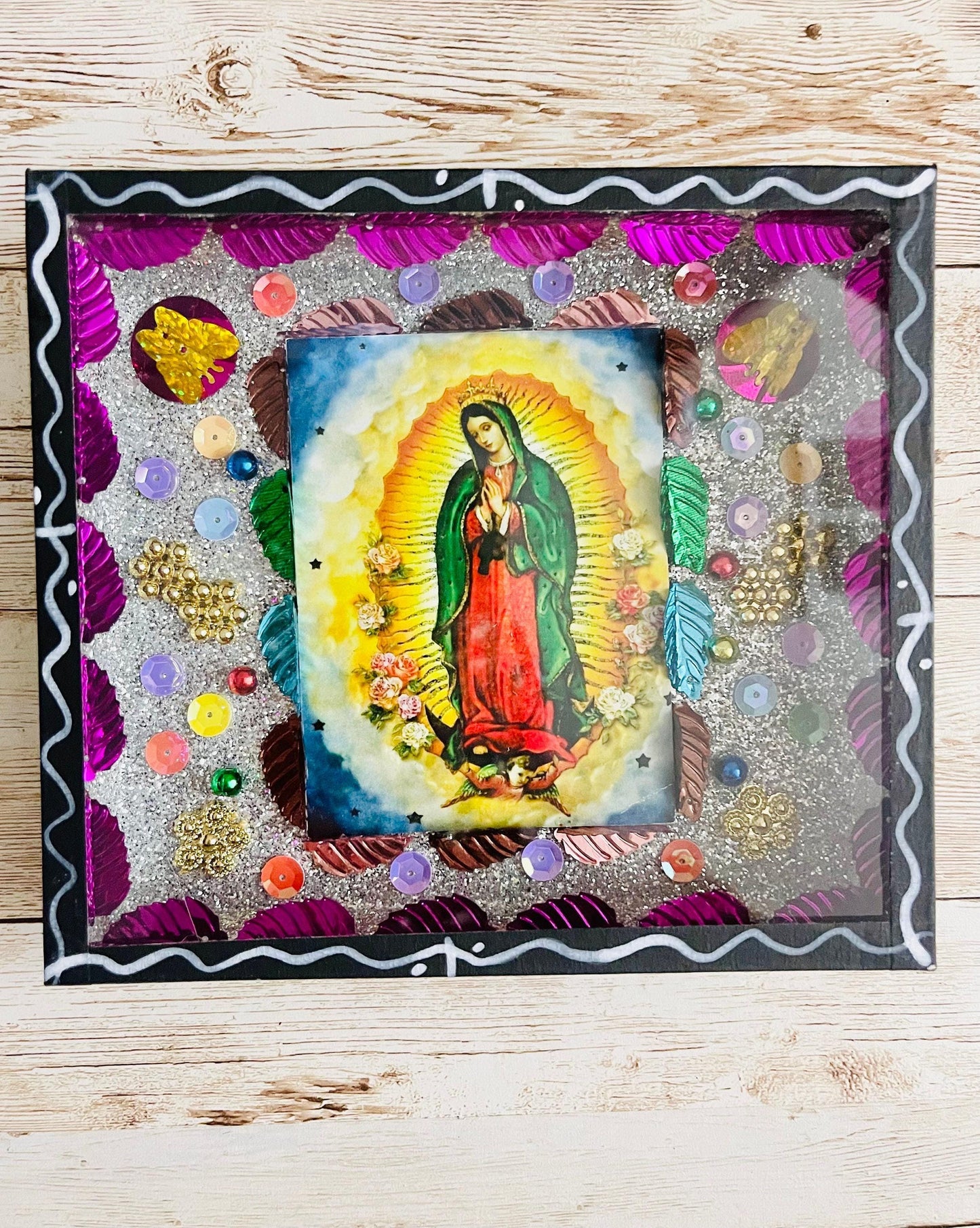 Nicho Mexicano de La Virgen Maria Virgin Mary  Shadow Box Lady of Guadalupe