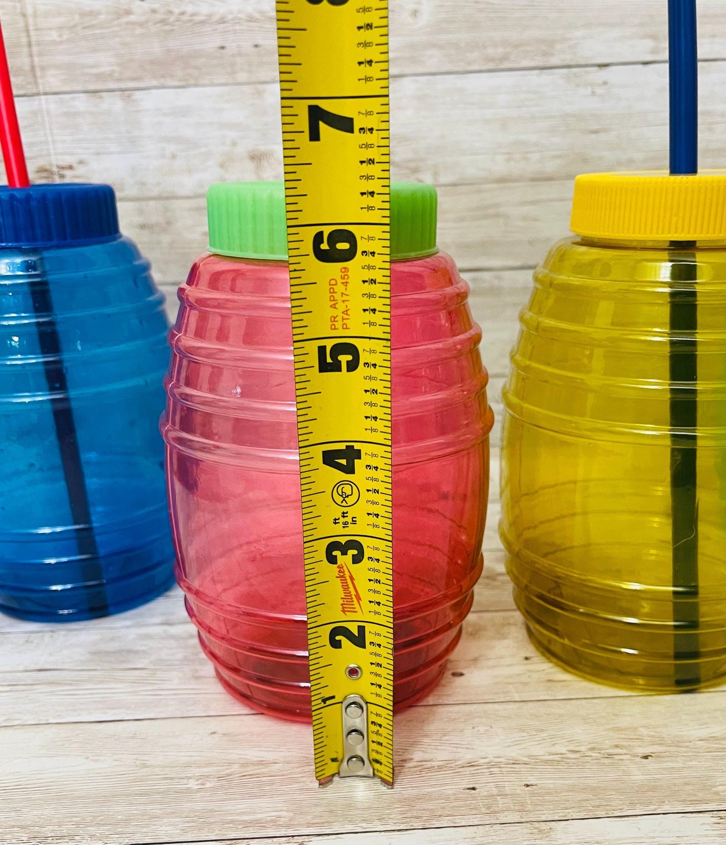 4 Color Vitroleros with Straw Lid Holes 32 oz 4 Vitroleros de Color