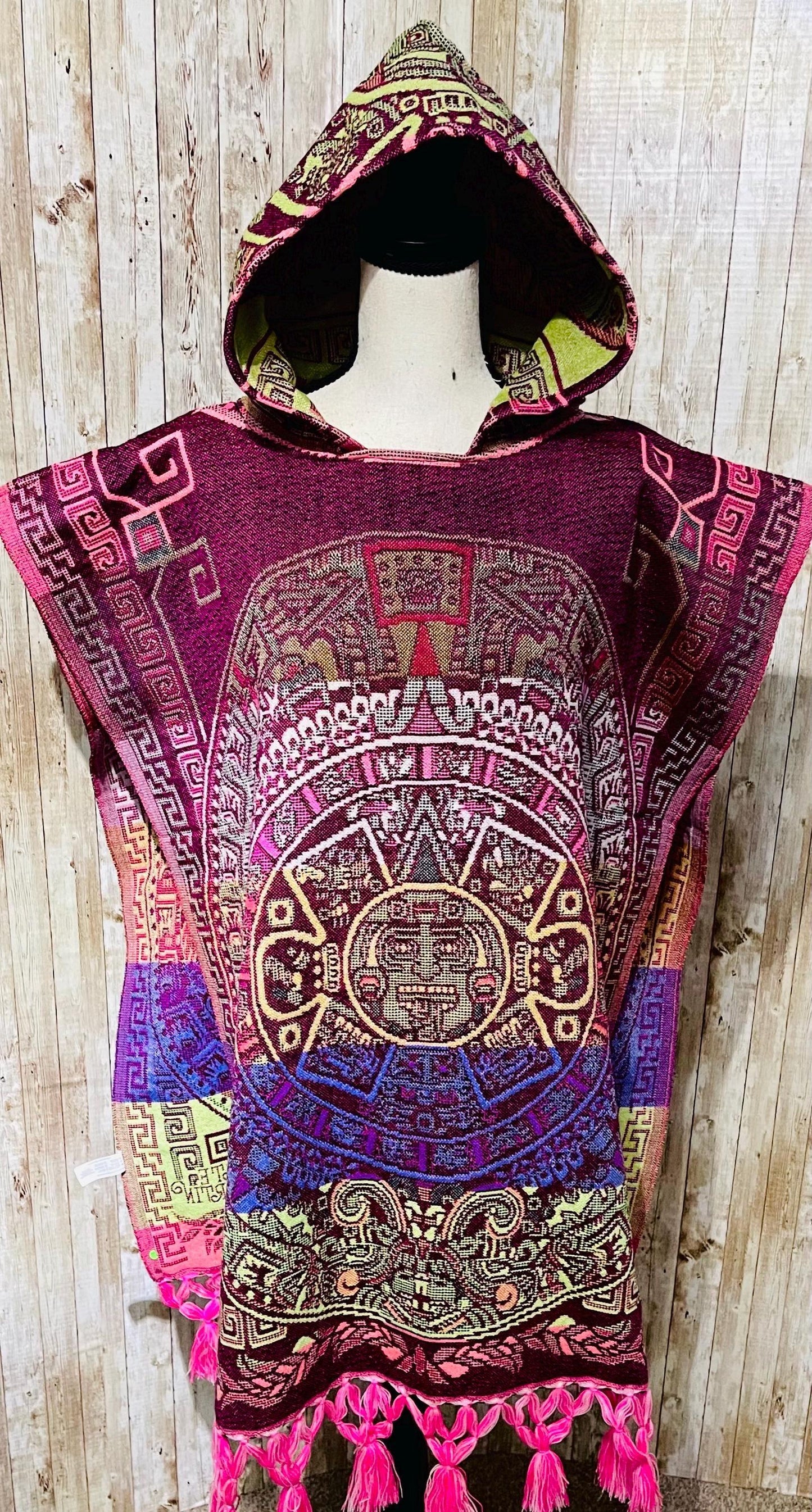 Gavan Poncho Mexicano Calendario Azteca con Gorro Aztec Calendar Mexican Poncho with Hoodie