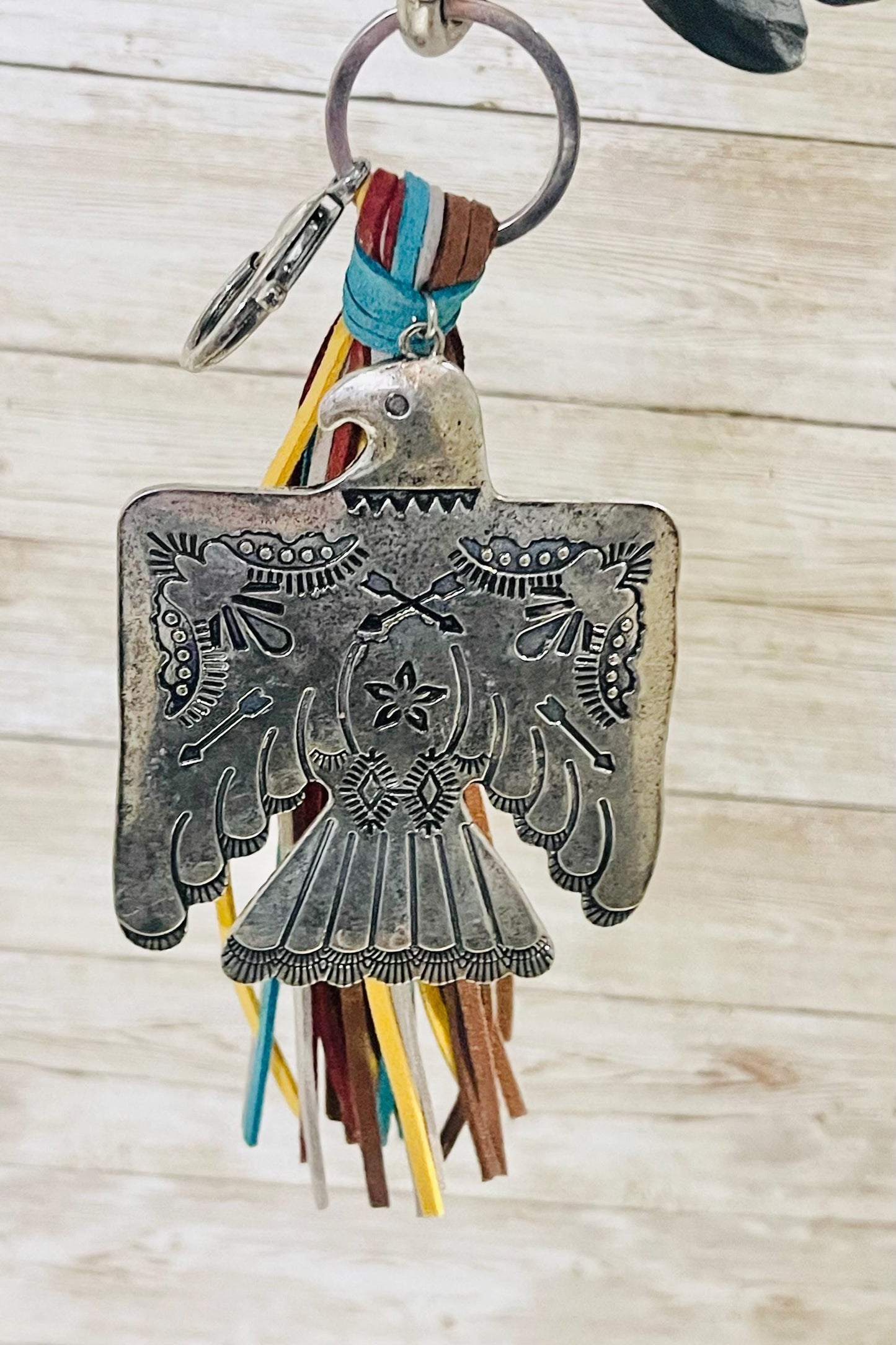 Thunderbird Southwest Western Keychain Key Purse Badge Llavero Pajaro Trueno Nativo con Tiras de Piel