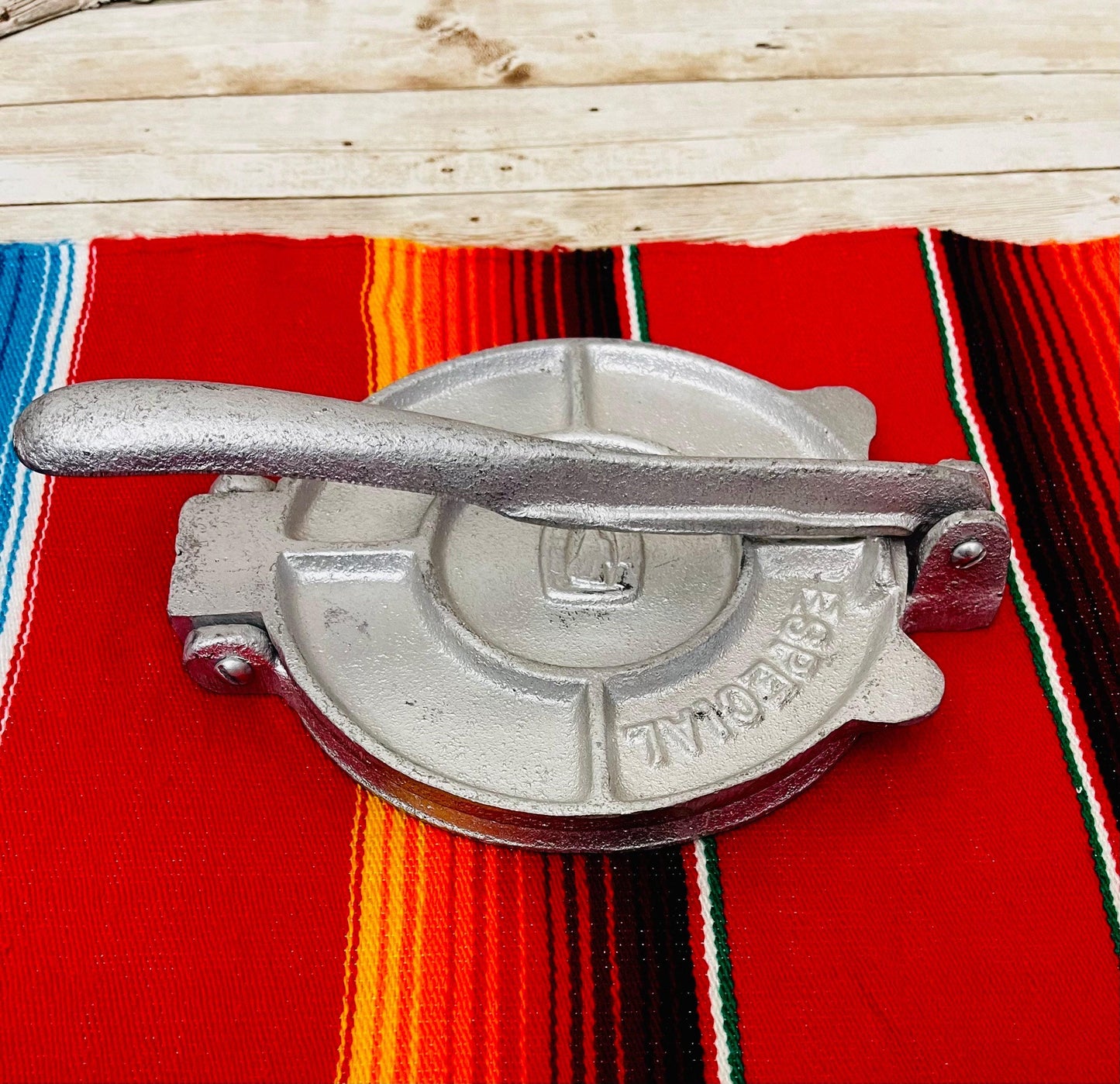Prensa Mexicana Para Tortillas de Masa oh Arina Mexican Tortilla Press-Maker