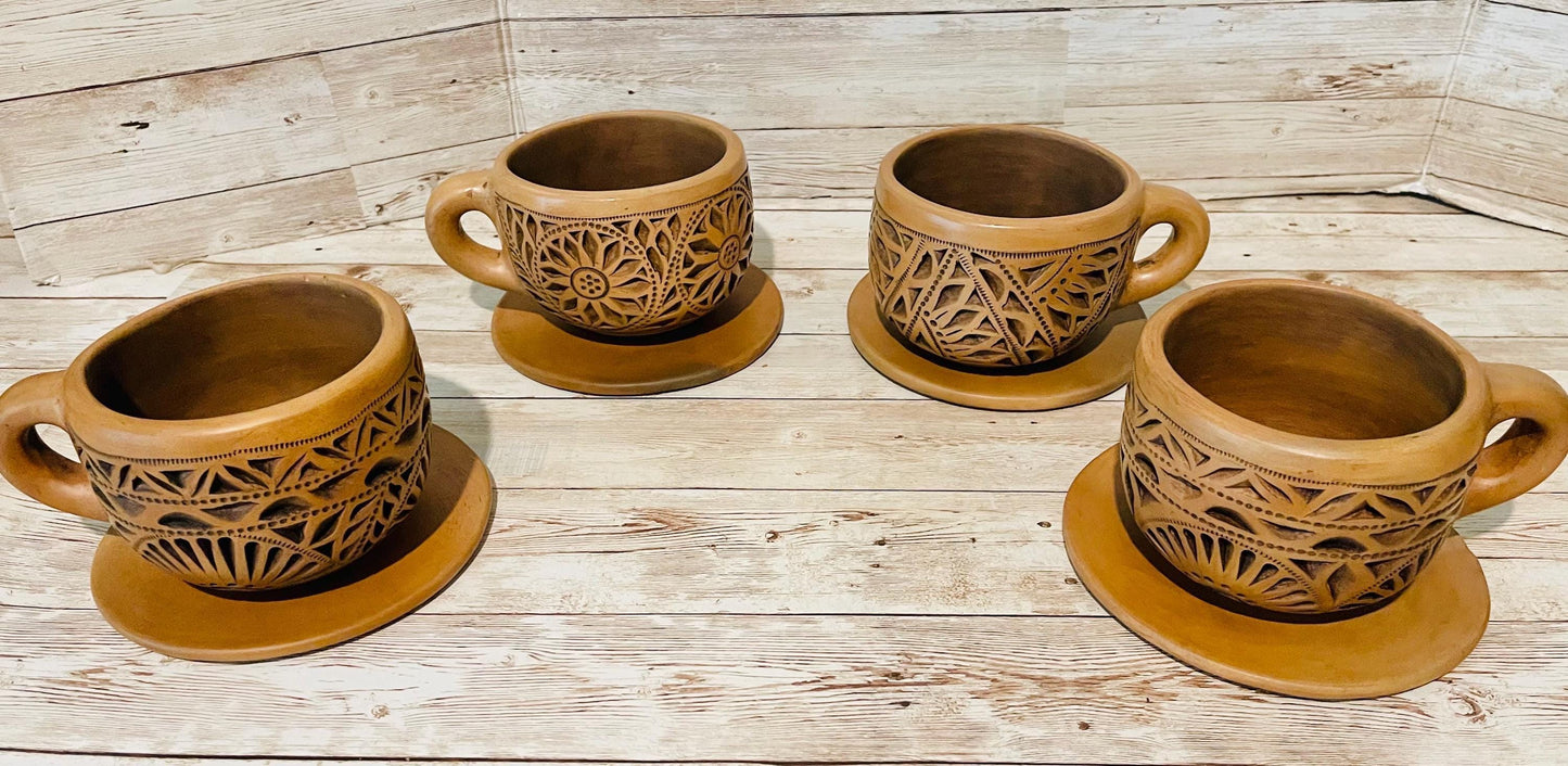 Brown Oaxacan Mexican Clay Cups Set with Plates Tazas de Barro Cafe Caladas Artesanales de de Oaxaca con 2 Platos