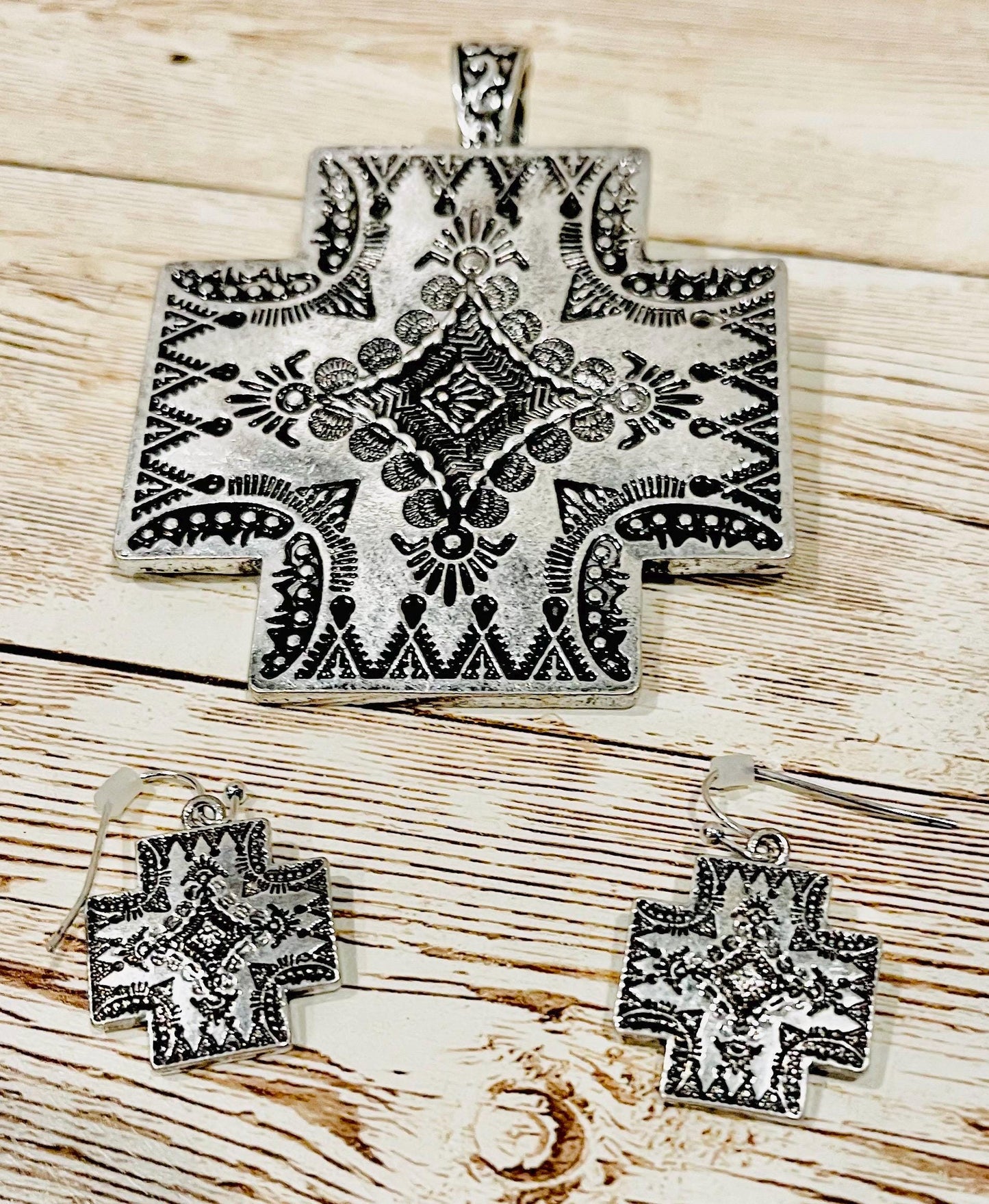 Western Cross Pendant & Earring Set Antique Silver Tone Jewelry Juego de Dije y Aretes de Cruz Estilo Color Plata Antigua