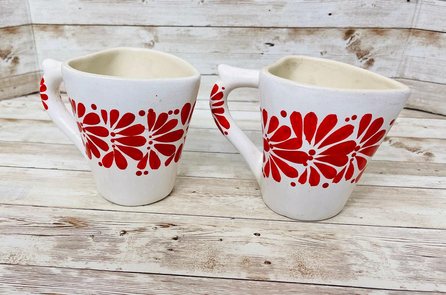 2x Mexican Ceramic Heart Shaped Pottery Cups 2x Tazas de Ceramica Mexicanas en Forma de Corazon