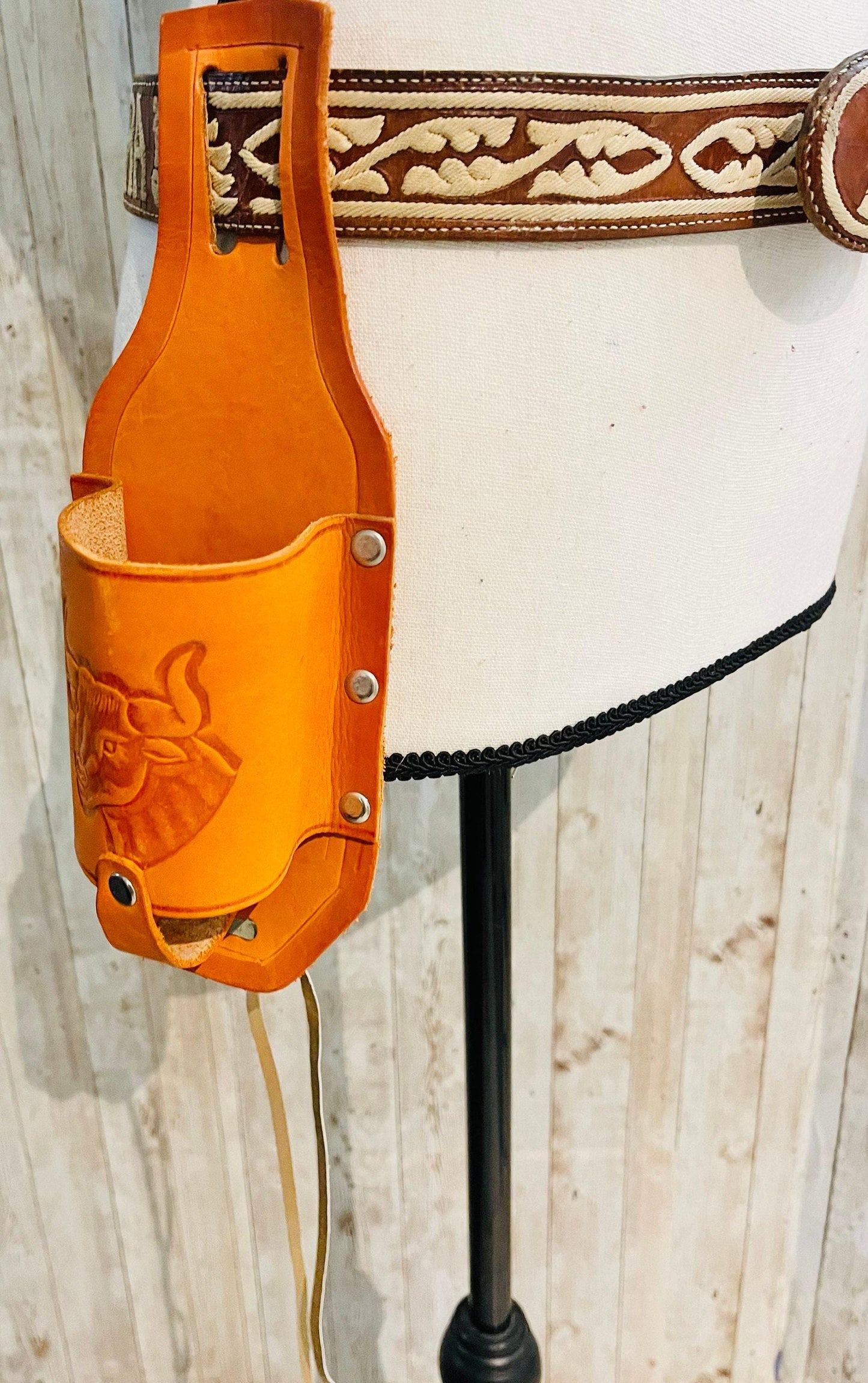 Belt Holster Bottle Holder Handmade Soft Genuine Leather Cargador De Botellas