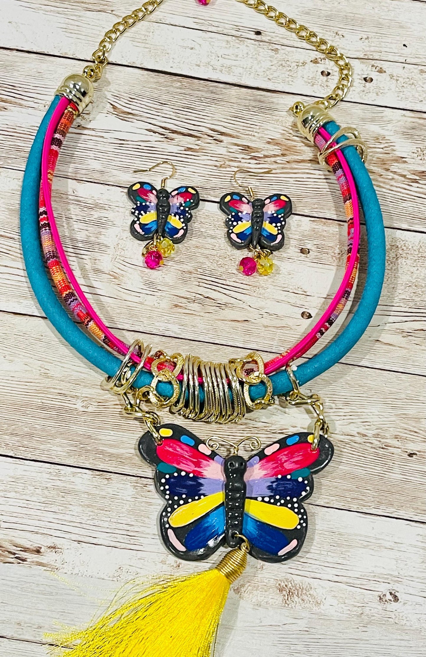 Mexican Artesanal Palm Leaf Heart Shaped Necklace Collar Artesanal Mexicano de Corazon