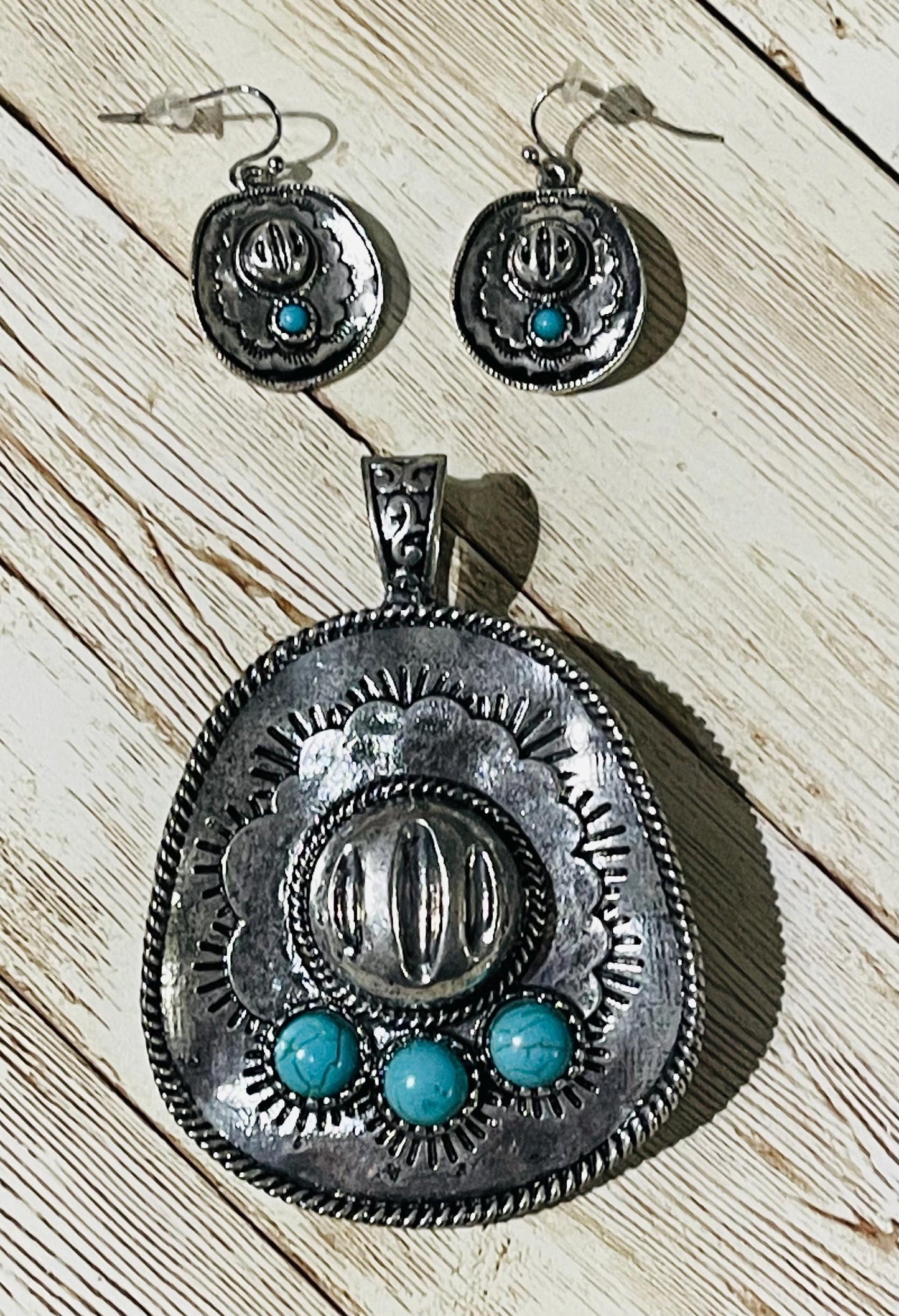 Cowboy Hat Pendant Neklace Set With Earrings Dije De Sombrero Con Aretes