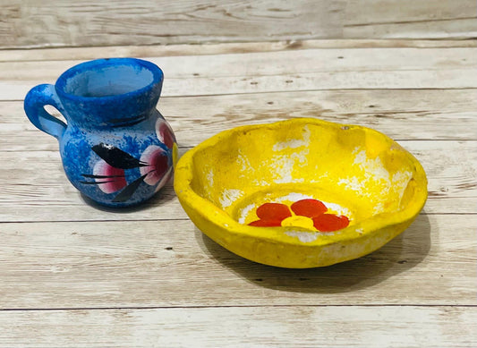 1 Platito y 1 Tazita de Barro Mexicano Chico 1 Small Mexican Clay Plate and 1 Terra Cota Clay Cup