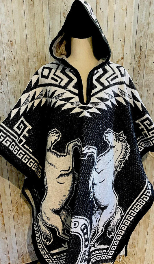 Mexican Poncho Gavan Wild Horses with Hoodie Poncho Gavan Sarape de Caballos Salvajes Gorro